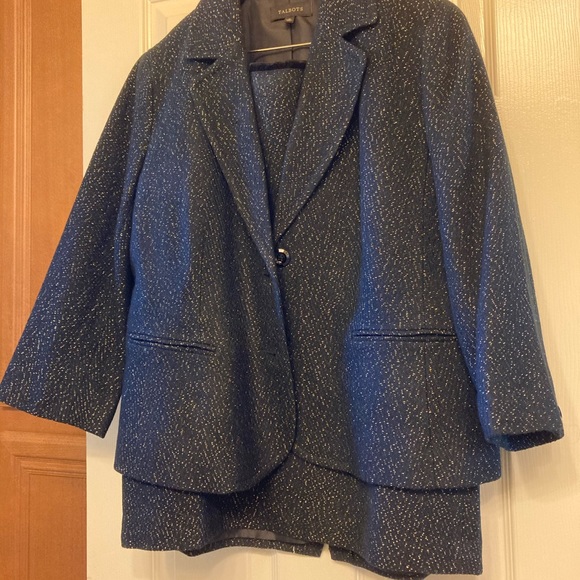 Talbots Black with Gold Metallic Thread Skirt - Size-14 - Picture 4 of 4